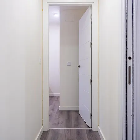 With Pool-2bedrooms 2bathrooms-malaga Apartmán *