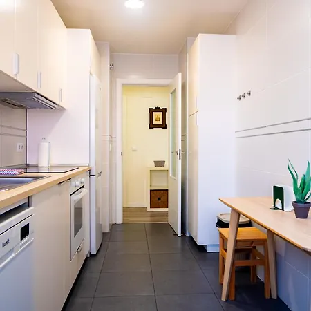 With Pool-2bedrooms 2bathrooms-malaga Apartment